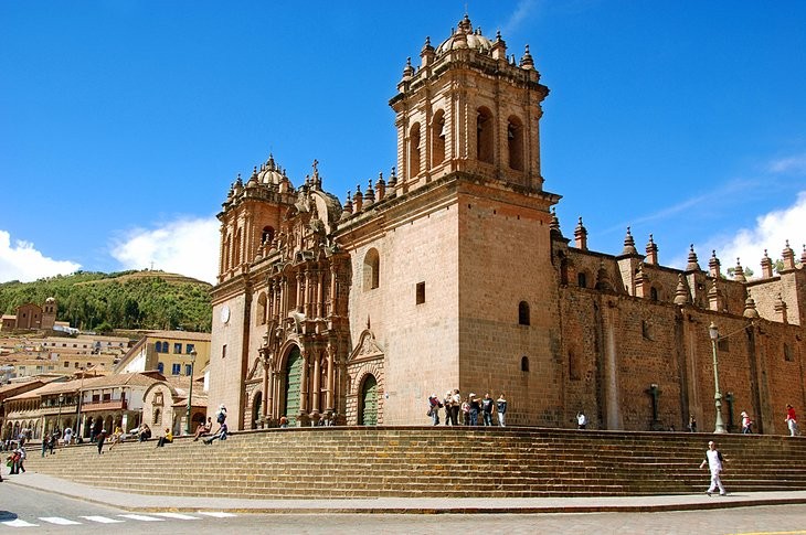 peru-cusco-cathedral